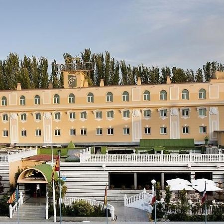 Hotel Torres I فيانويفا ديل أرثوبيسبو المظهر الخارجي الصورة