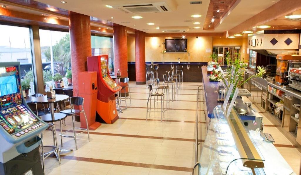 Hotel Torres I فيانويفا ديل أرثوبيسبو المظهر الخارجي الصورة